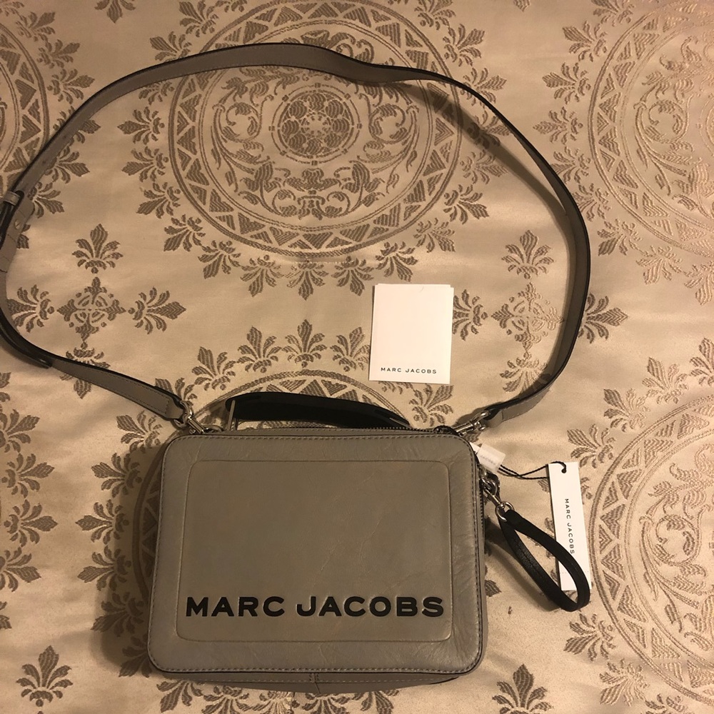 Marc Jacobs The Box Medium Leather Crossbody